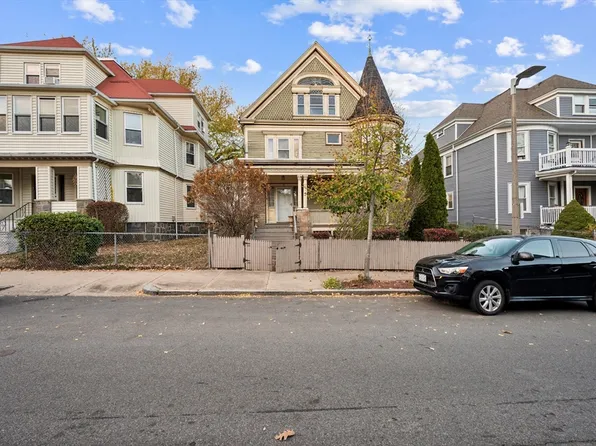 51 Tonawanda St, Dorchester, MA 02124