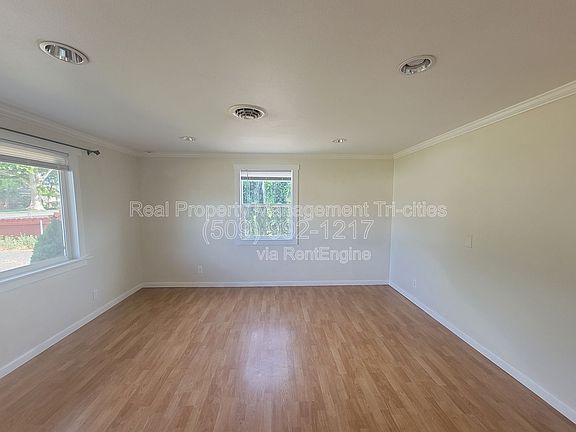 4th image of 1310 Birch Ave