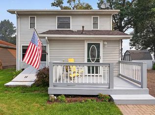 321 Oakwood Ave, Clarklake, MI 49234