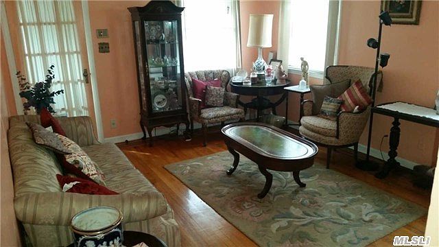 2nd image of 11625 229th St