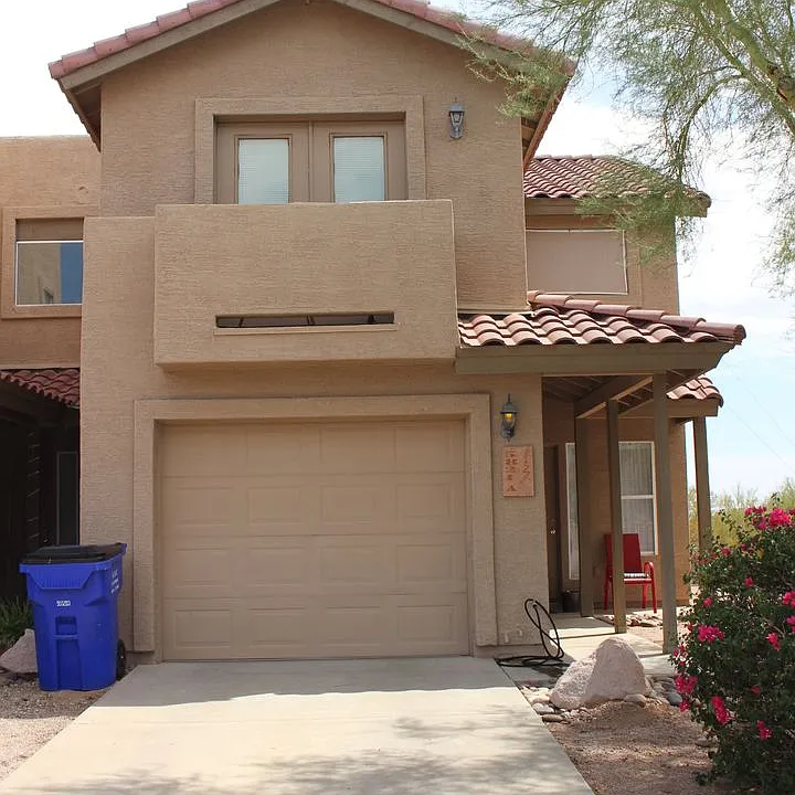 5821 S Estrella Rd