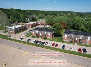 114 26th St #12, Fort Madison, IA 52627