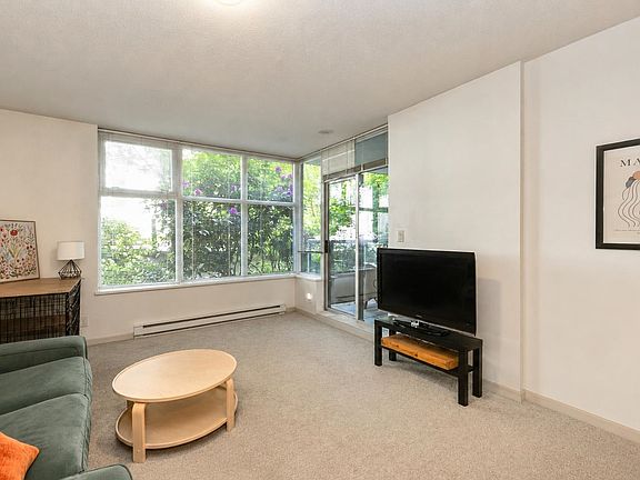 3rd image of 9262 University Cres #101