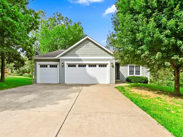 13377 Lakeview Ct, Tremont, IL 61568