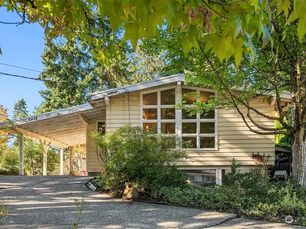 6476 NE 153rd Street, Kenmore, WA 98028