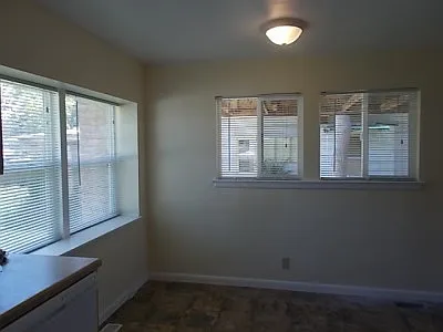 3042 Beech Ave — Photo 3