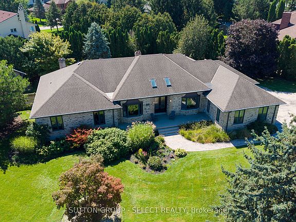 5th image of 768 Franklinway Cres