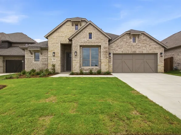 352 Alina Dr, Burleson, TX 76028