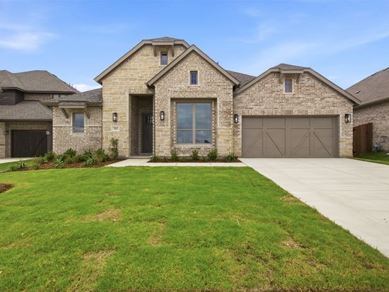 352 Alina Dr, Burleson, TX 76028