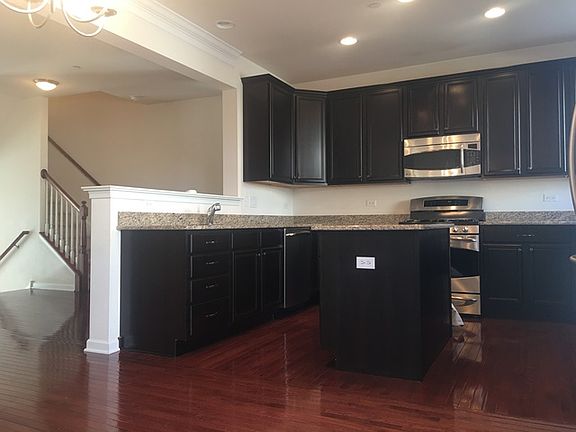 2nd image of 2812 Commons Dr #2812