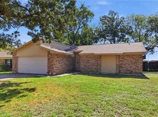 3235 Red Robin Loop, Bryan, TX 77802