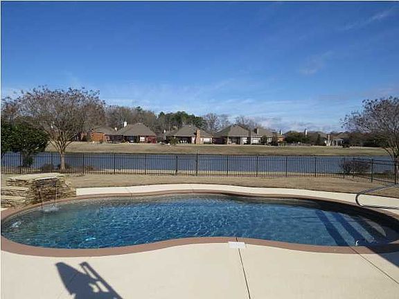 4th image of 8825 Dunlake Dr
