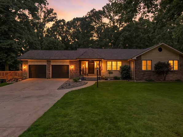 615 Walnut St, Albion, IN 46701