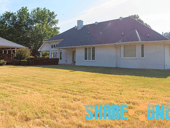 4th image of 48 Dartmouth Dr #48
