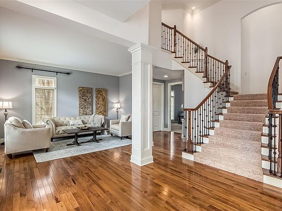 3rd image of 9260 Pamplin Way