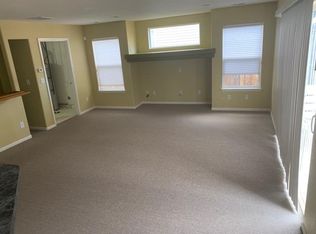 21565 E 39th Ave, Denver, CO 80249