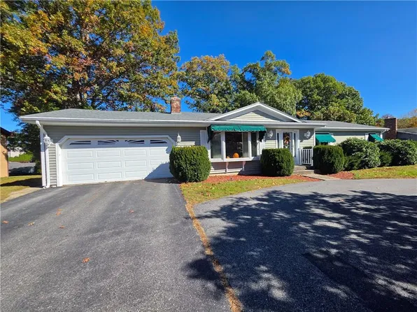 19 Roger Williams Dr, Smithfield, RI 02828