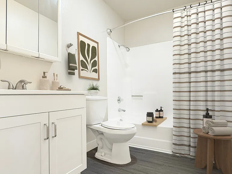 Loma Vista Apartments — Photo 15