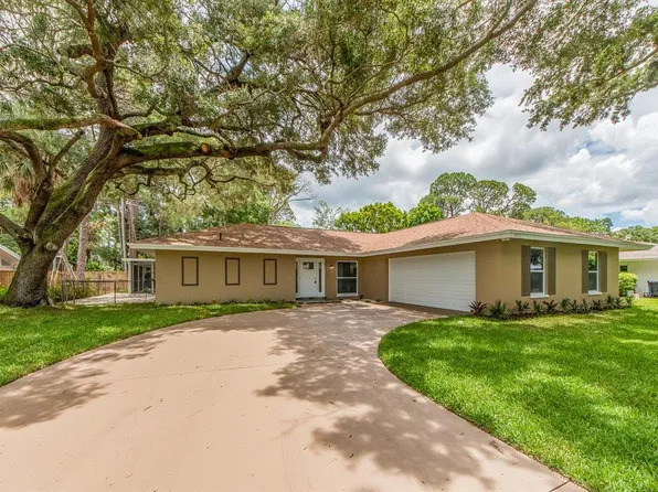 8675 15th St N, Saint Petersburg, FL 33702