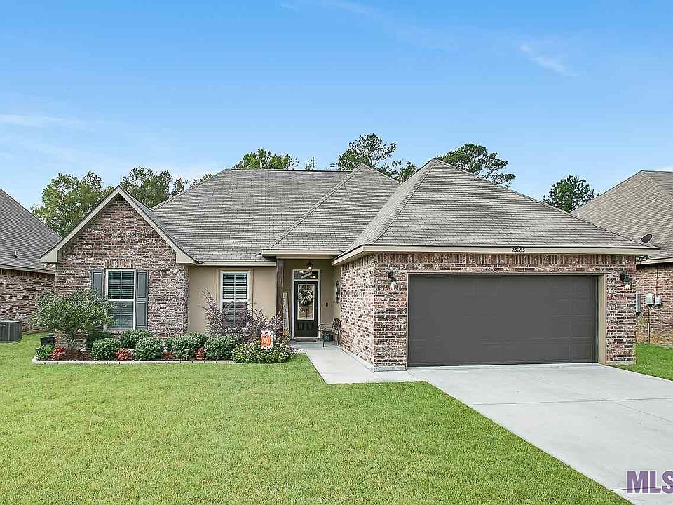 1st image of 23283 Mango Dr