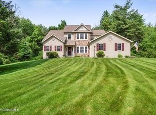 264 Edie Rd, Saratoga Springs, NY 12866