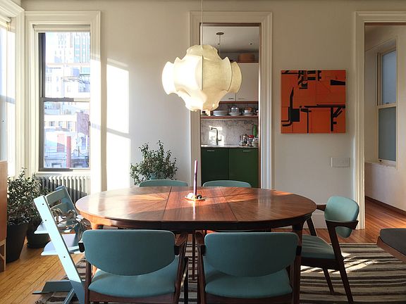 3rd image of 234 W 21st St APT 61