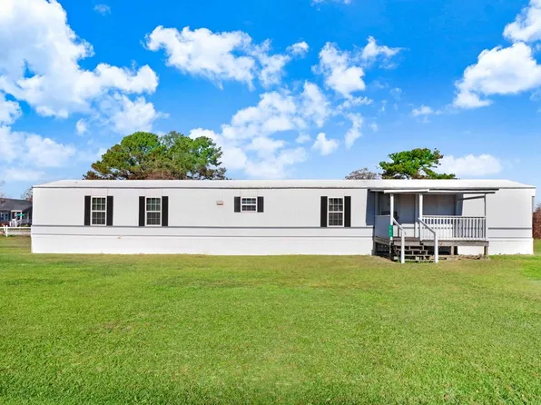 101 Cleatus Dr, Goldsboro, NC 27534
