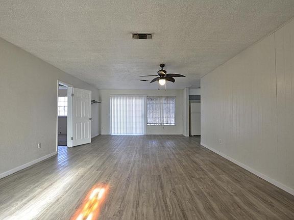 4th image of 2714 94th St