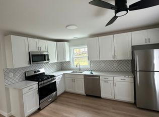 11 Bellview Rd Unit B, Branford, CT 06405