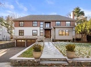 1370 Commonwealth Ave, Newton, MA 02465