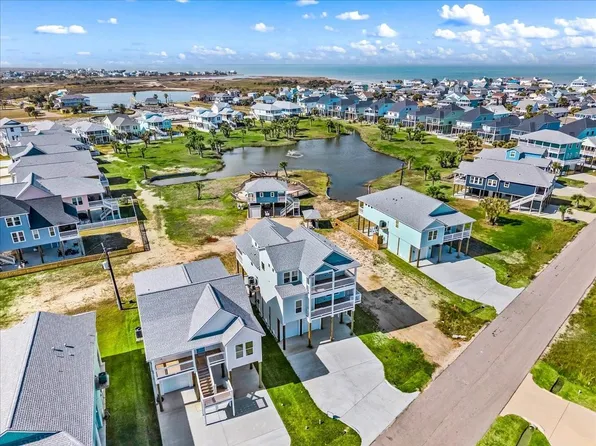 4042 Miramar Ct, Galveston, TX 77554