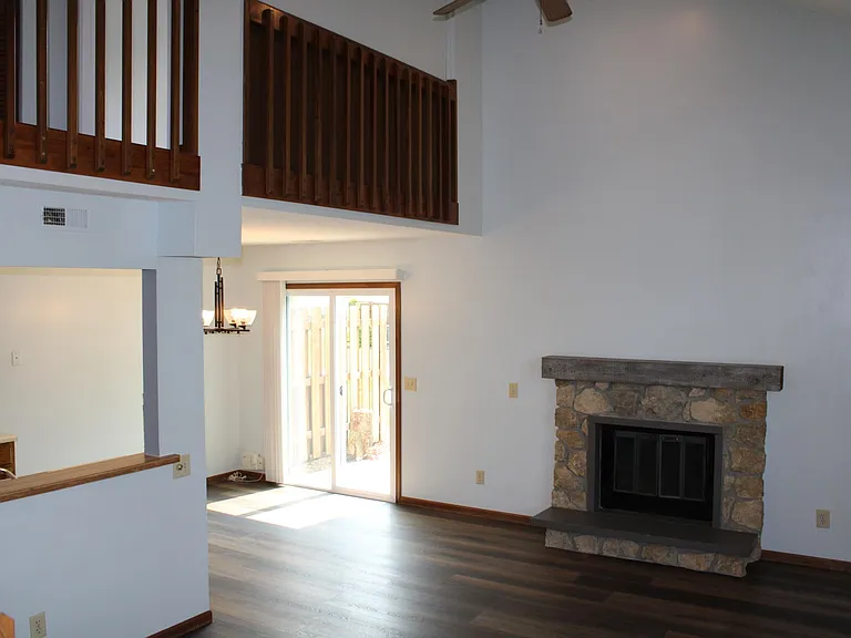6034 Sawmill Woods Dr — Photo 5