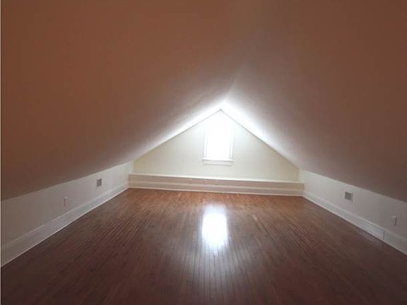 4th image of 2404 N Morgan St