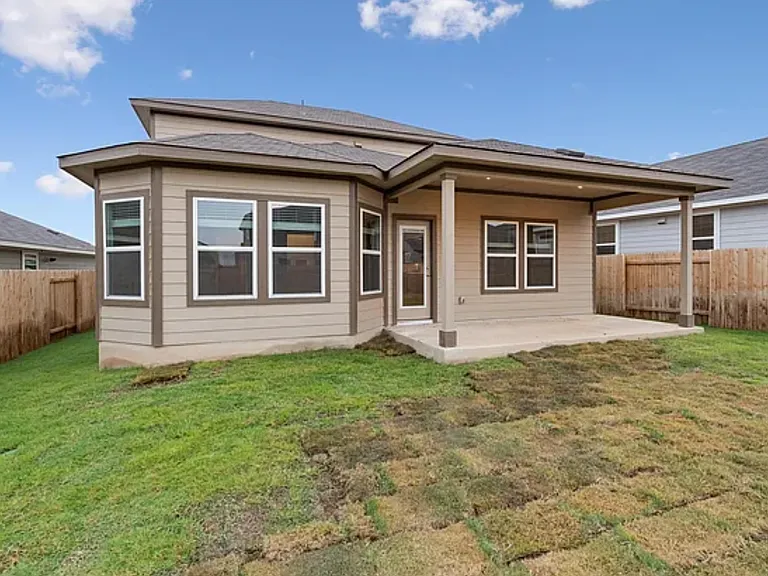 528 Loriner Way — Photo 33