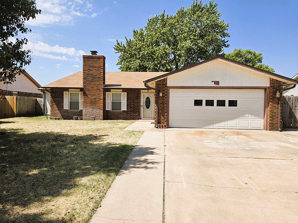 1st image of 414 Greg Dr