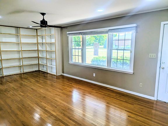 4th image of 505 Kindel Dr