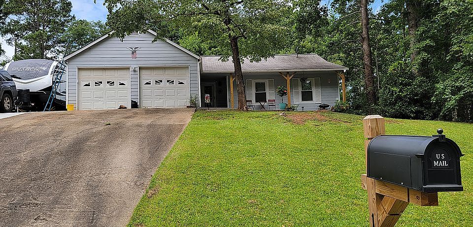 1st image of 161 Riverchase Dr