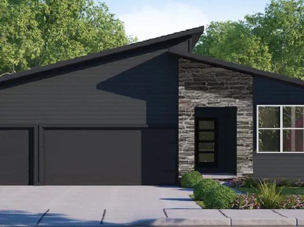 4090 E Ashwood Court, Brookline, MO 65619