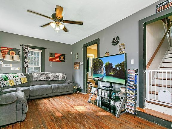 4th image of 1604 Sterling Ave