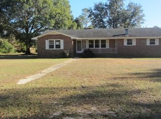 1176 Woodrow Ln, Loris, SC 29569