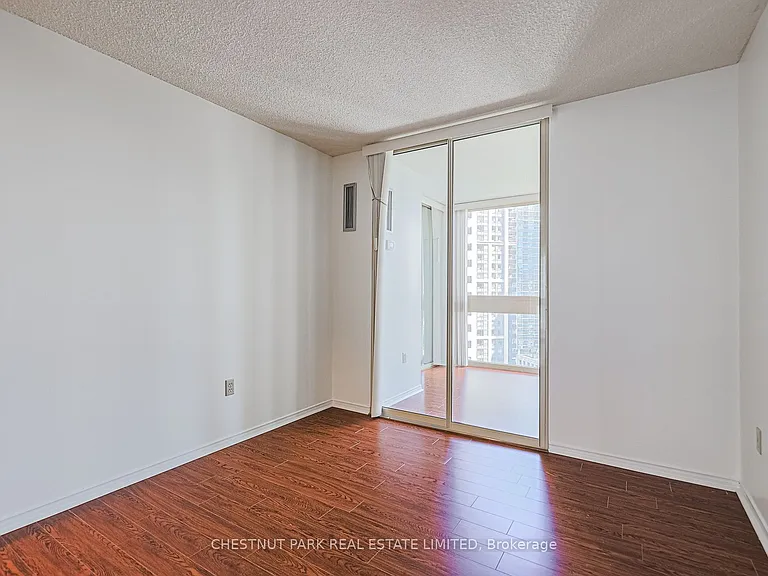 131 Beecroft Rd #1504 — Photo 31