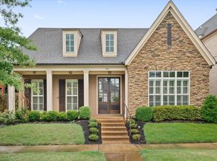 984 Russell Farms Rd, Collierville, TN 38017