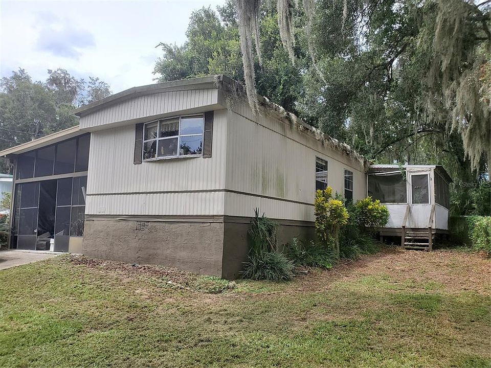 1st image of 3997 E LAKE PARK DR