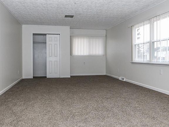 5th image of 408 N 1st St