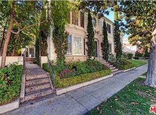 363 1/2 S Doheny Dr, Beverly Hills, CA 90211