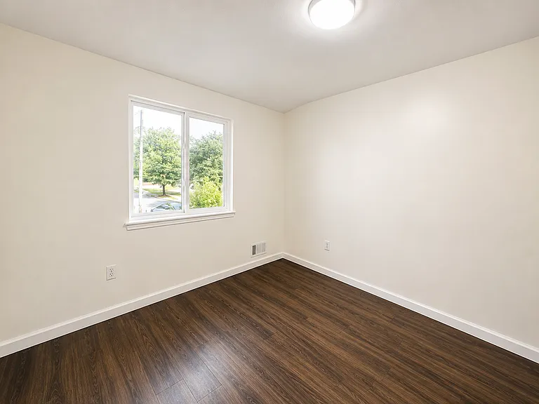 121 Cannon Ave #2 — Photo 12