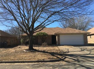 7400 Glen Haven Dr, Fort Worth, TX 76133