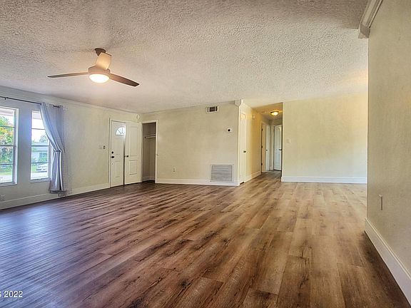 5th image of 1099 Hermosa Dr