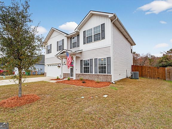 2nd image of 245 Alcott Cir