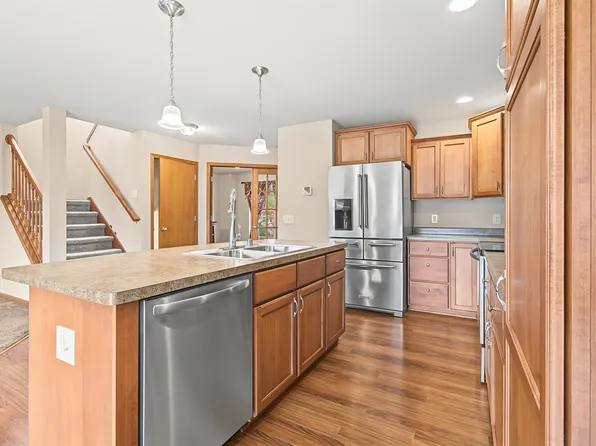 6115 Sledding Pkwy, Mc Farland, WI 53558